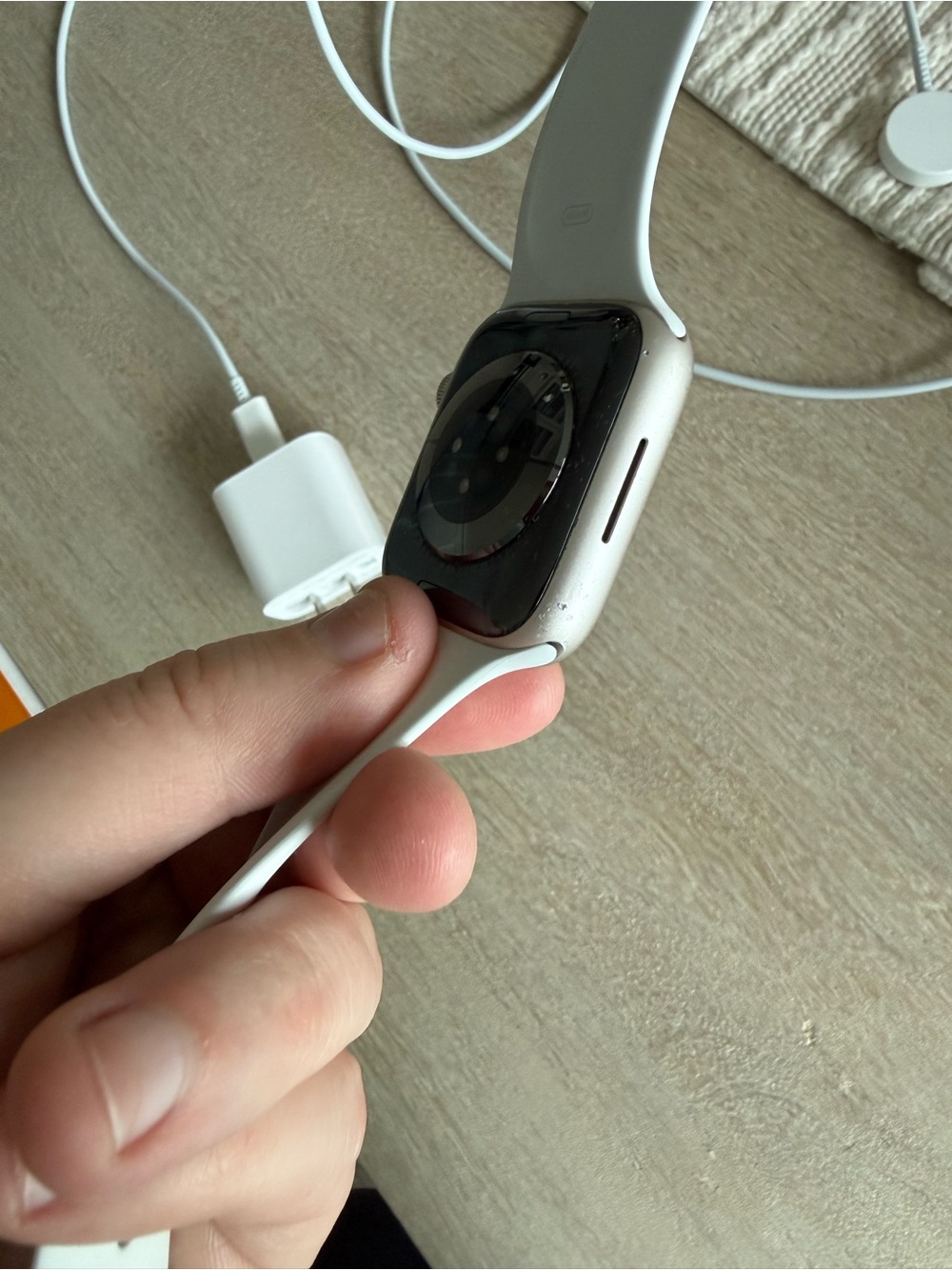 Apple Watch Series 8 Cellular - Picture 3 of 8